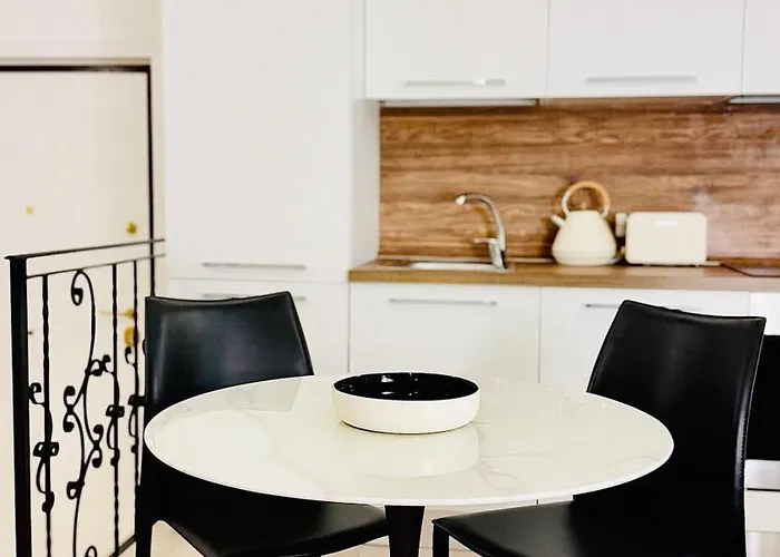 Casa 76 *